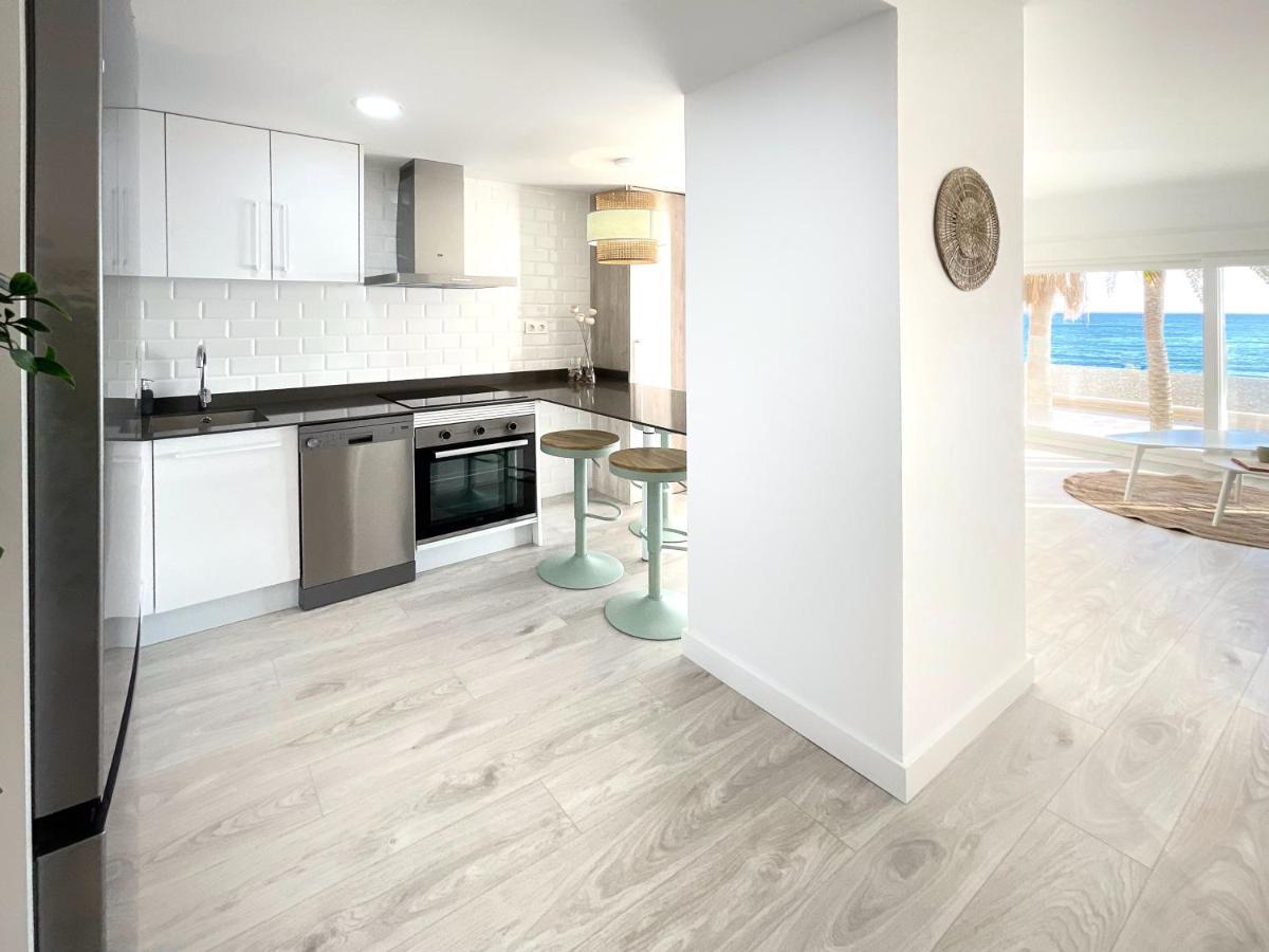 Cs6 Kaleria Suites Almeria Ngoại thất bức ảnh