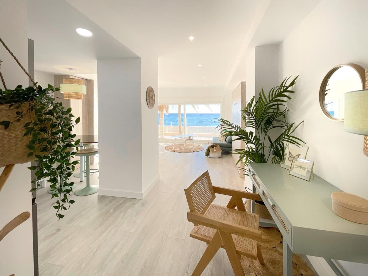 Cs6 Kaleria Suites Almeria Ngoại thất bức ảnh