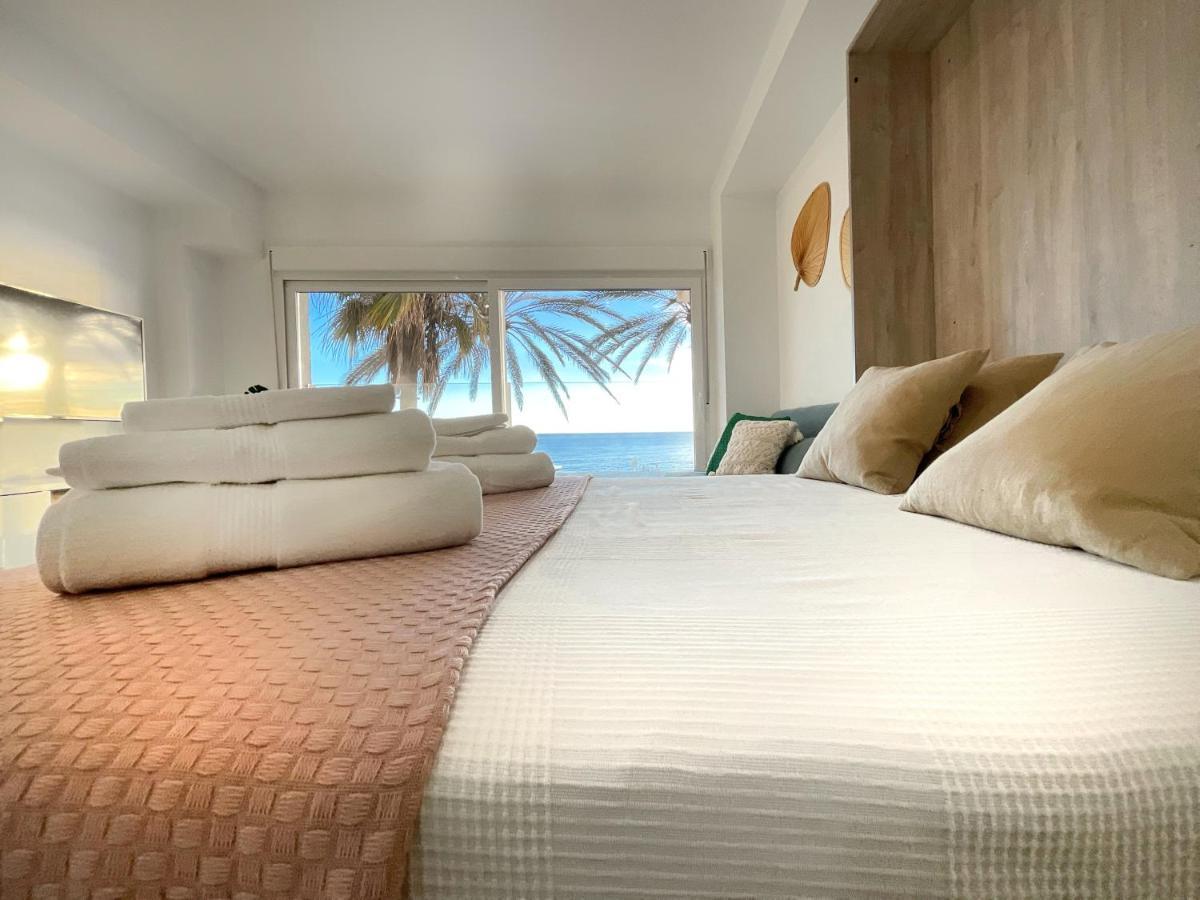 Cs6 Kaleria Suites Almeria Ngoại thất bức ảnh
