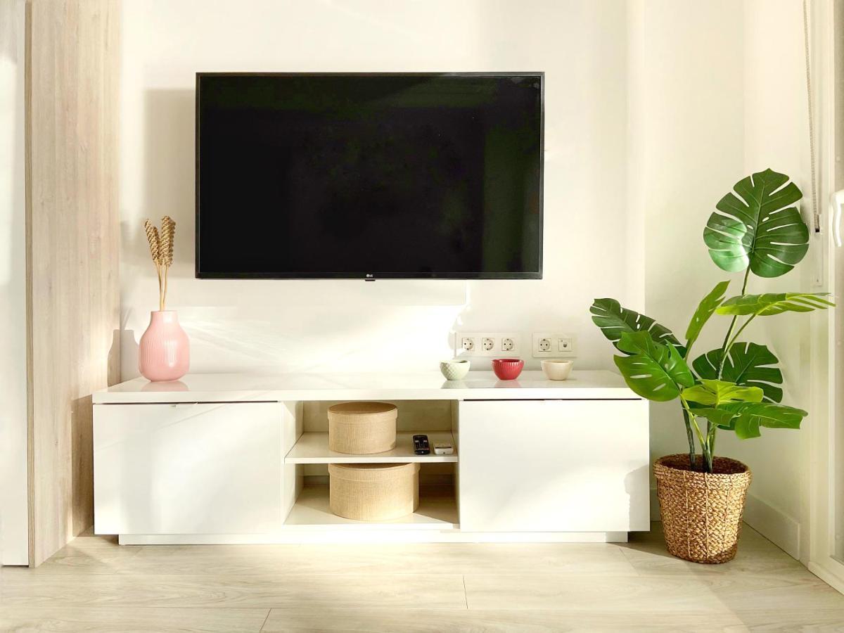 Cs6 Kaleria Suites Almeria Ngoại thất bức ảnh